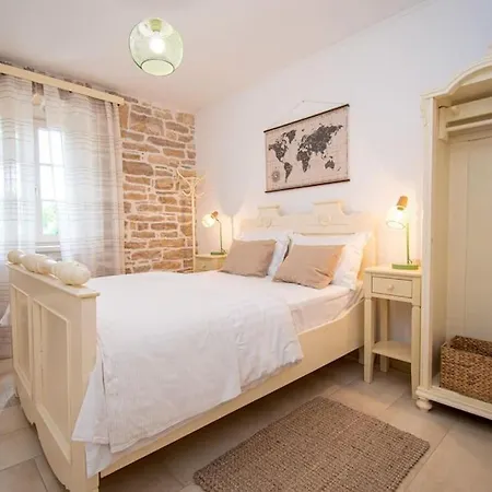 Beautiful Stone D'vita With A Private Pool Villa