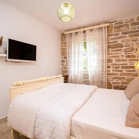 Villa Beautiful Stone D'vita With A Private Pool Tinjan