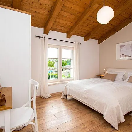 Beautiful Stone D'vita With A Private Pool * Tinjan